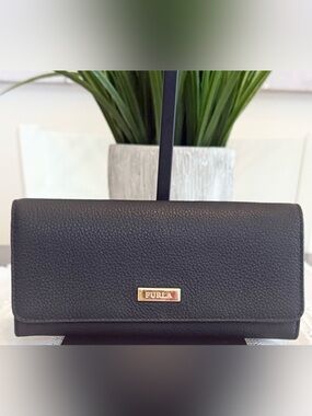 Furla Black Pebbled Leather Wallet